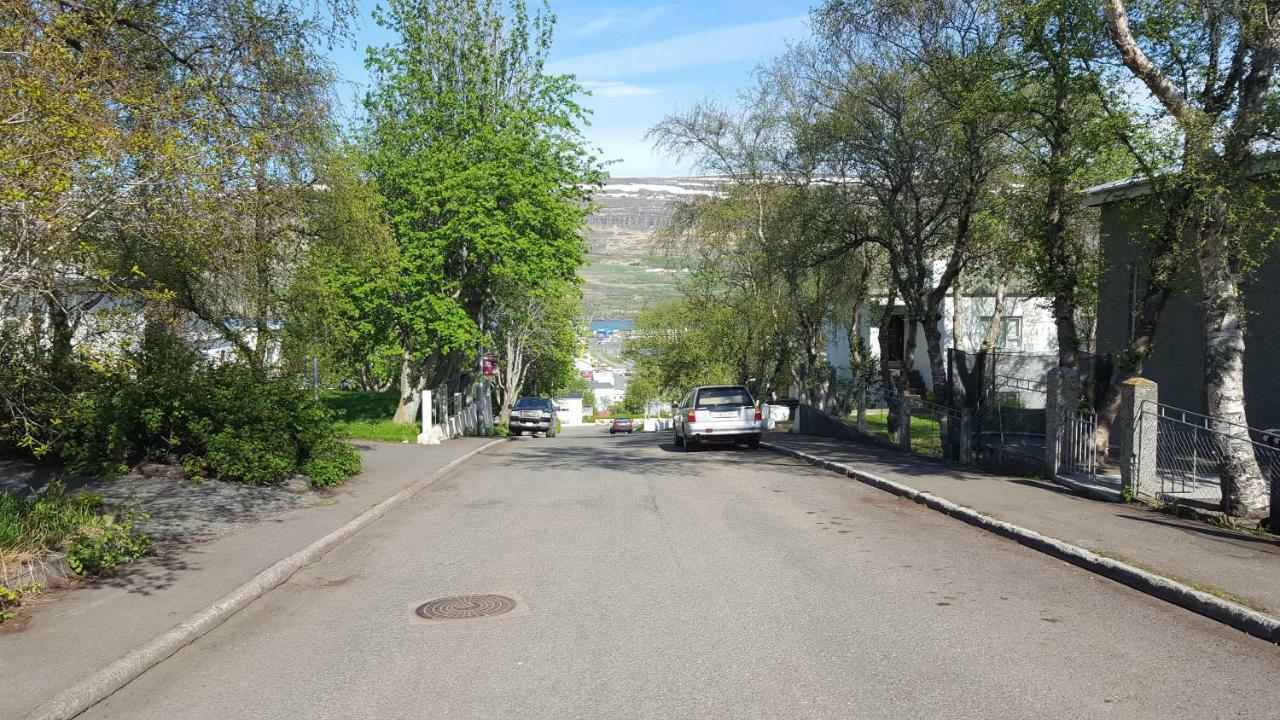 Helgimagri Apartment Akureyri Bagian luar foto